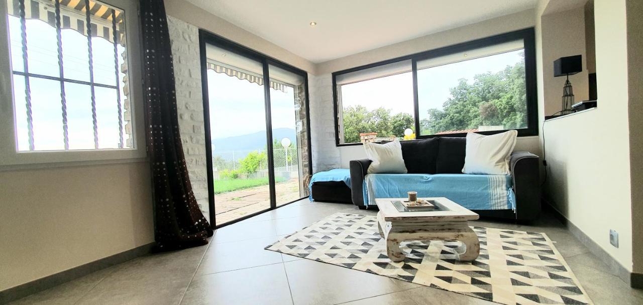 Villa Calme Et Detente Montbolo Екстер'єр фото