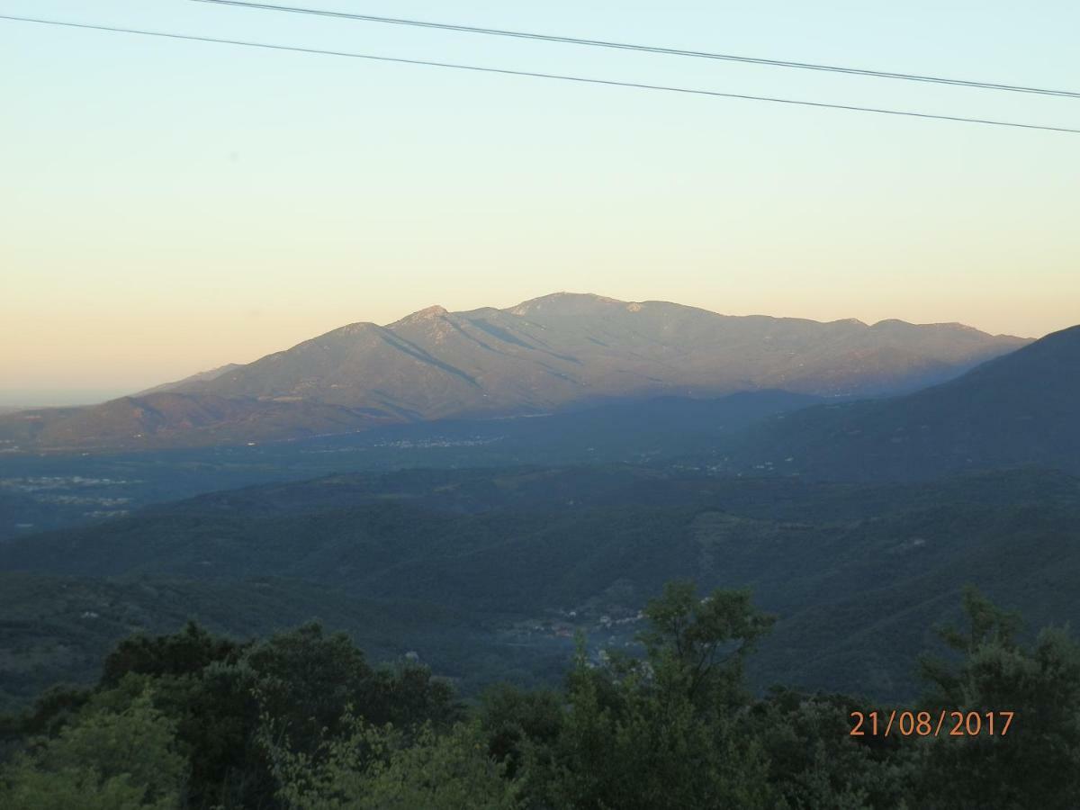 Villa Calme Et Detente Montbolo Екстер'єр фото